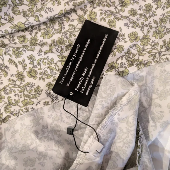 Green Floral Patterned Mini V Neck Puff Sleeve Babydoll Dress L - Picture 15 of 15